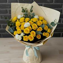 Букет цветов из:  Розы в Александрии