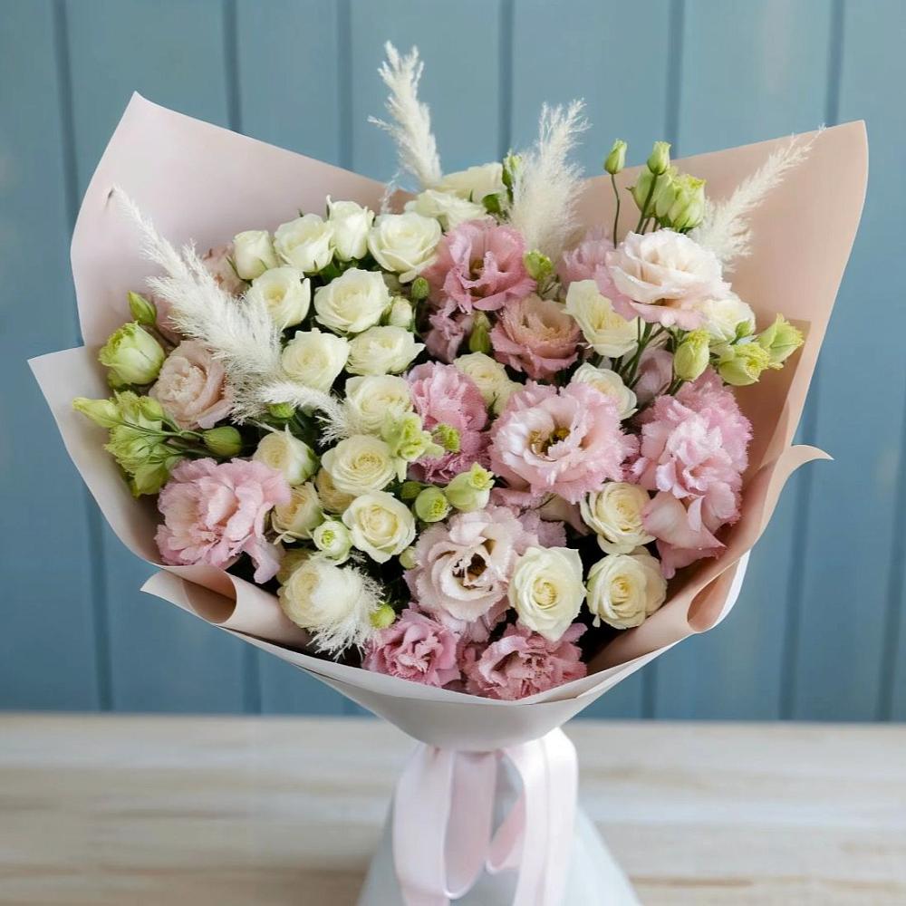 Букет цветов из: Альстромерии и Розы в Александрии