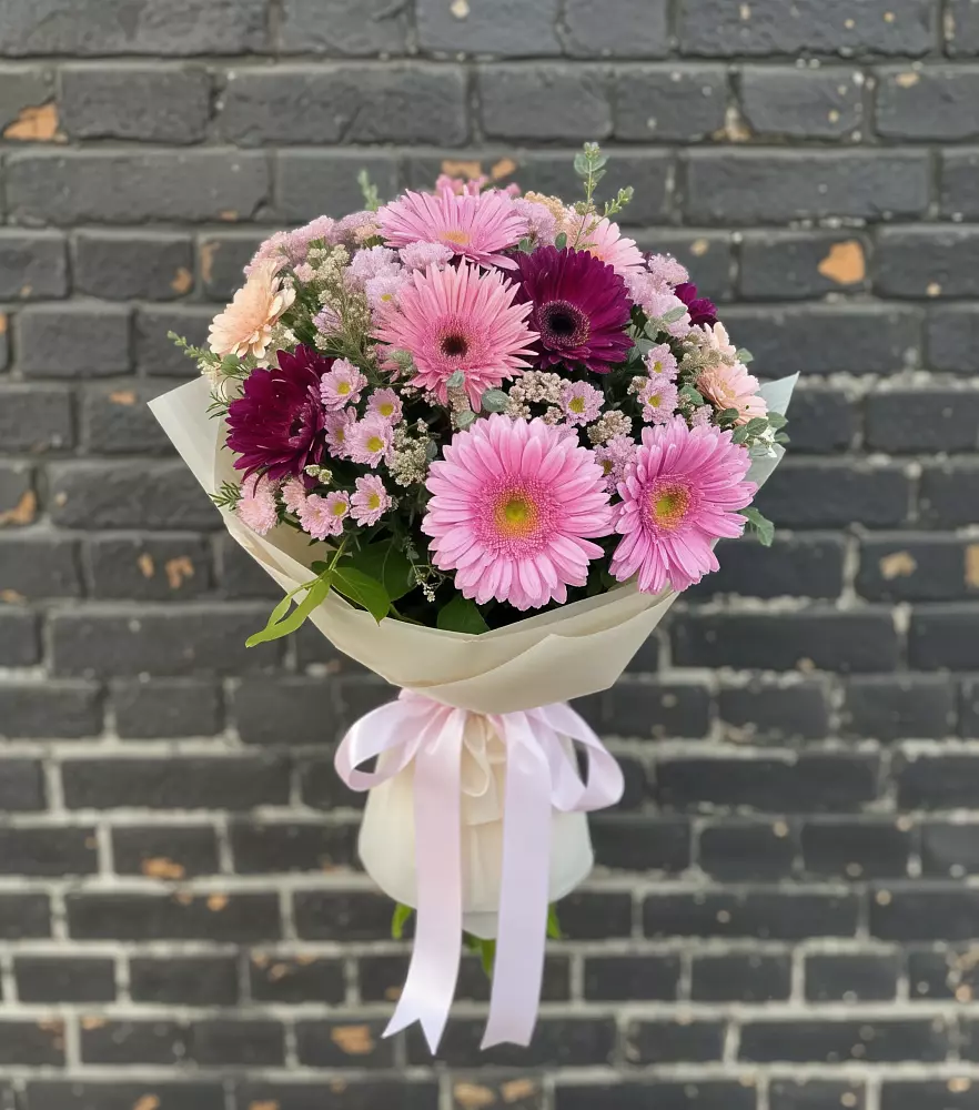 Букет цветов из: Герберы и Хризантемы в Александрии
