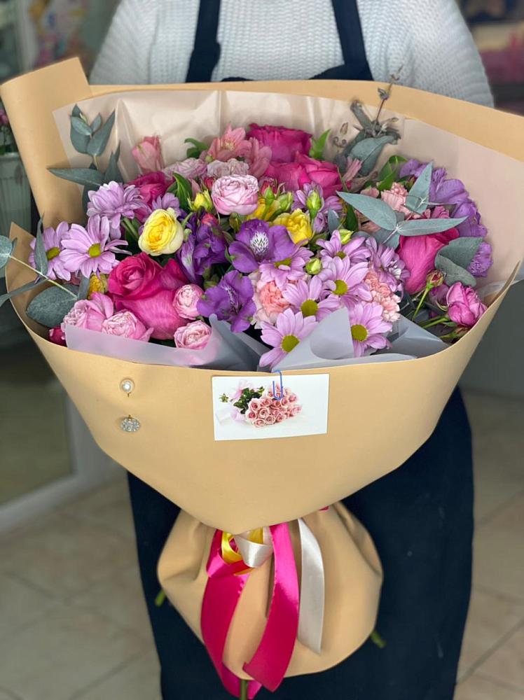 Букет цветов из: Хризантемы, Гвоздики и Альстромерии в Александрии