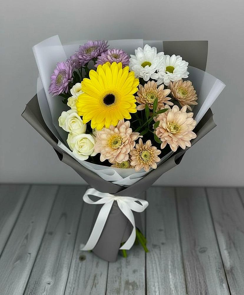 Букет цветов из: Розы, Герберы и Хризантемы в Александрии