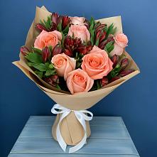 Букет цветов из:  Розы и Альстромерии в Александрии