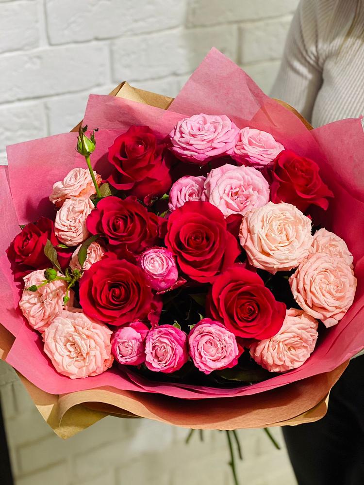 Букет цветов из: Розы в Александрии