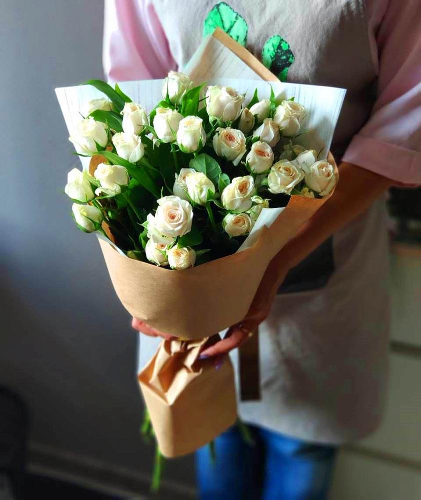 Букет цветов из: Розы в Александрии