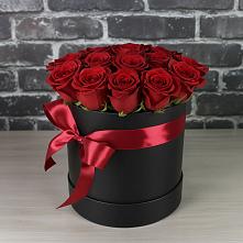 Цветочная композиция из Розы в шляпной коробке в Александрии