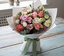 Букет цветов из:  Розы, Лизиантусы и Гвоздики #REPLACE_PRED# Александрии