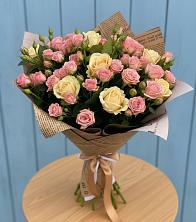 Букет цветов из:  Розы в Александрии