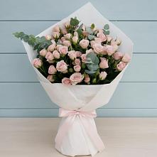 Букет цветов из:  Розы в Александрии
