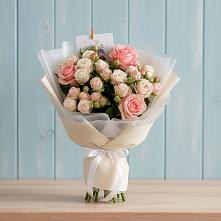 Букет цветов из:  Розы в Александрии