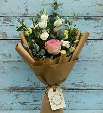 Букет цветов из:  Розы и Лизиантусы #REPLACE_PRED# Александрии