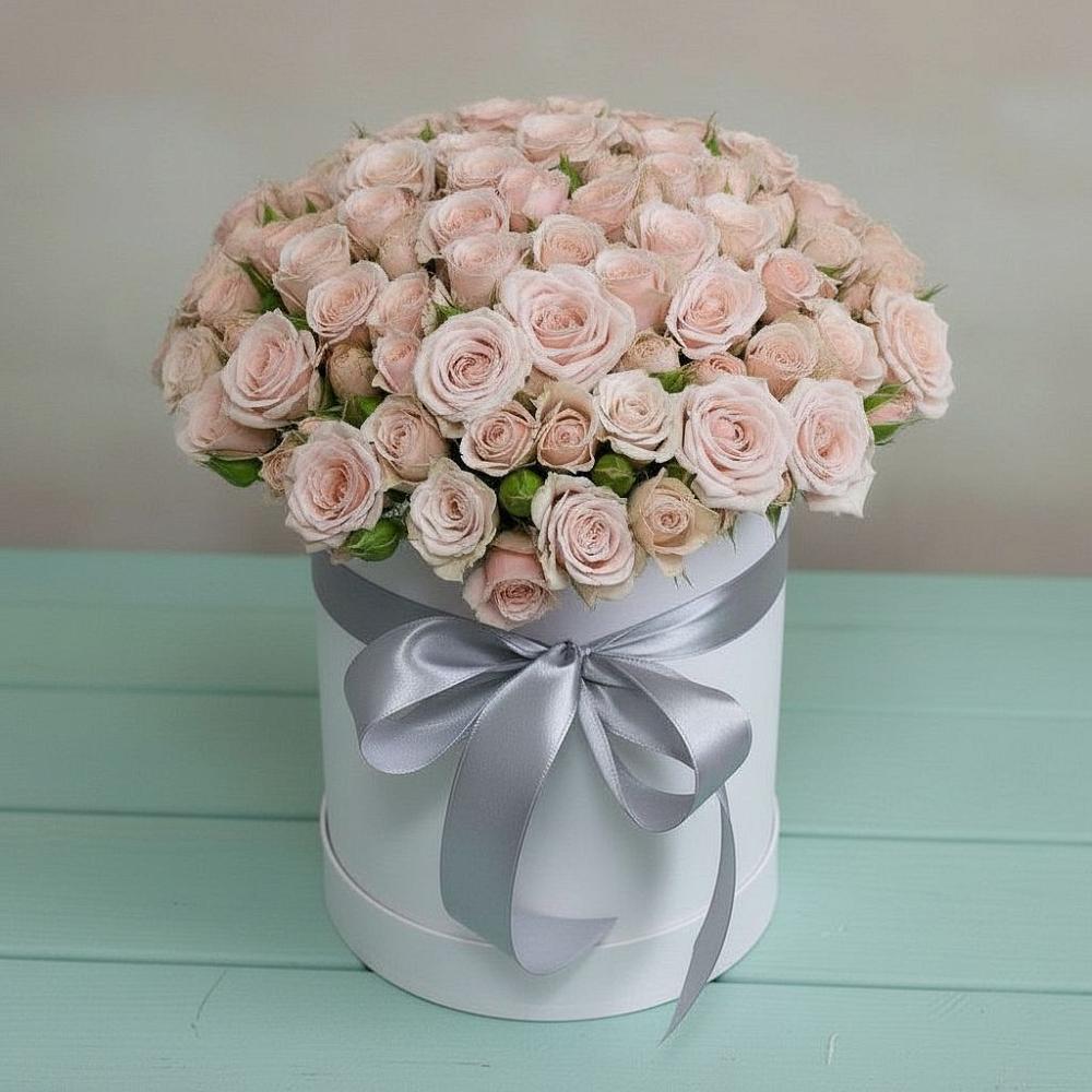 Цветочная композиция из Розы в шляпной коробке в Александрии